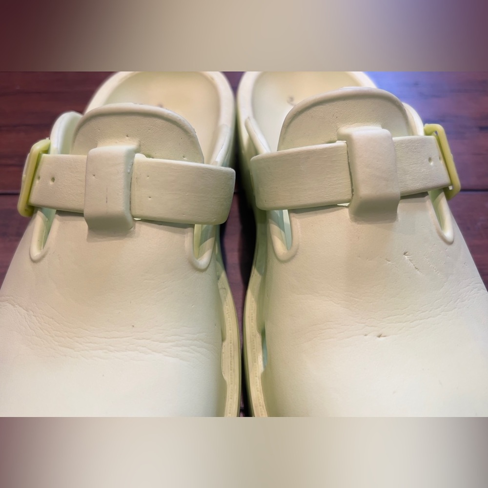 FREE PEOPLE Karlie Buckle Clog Size 8 - Picture 11 of 13